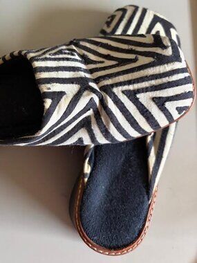 Unique Natives handmade Mola Shoes SIZE 5